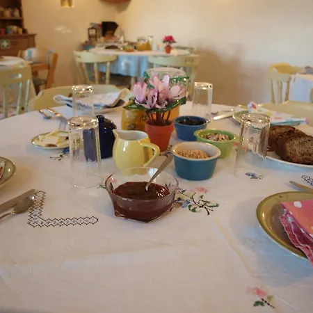 La Collina Degli Scoiattoli Alloggio per agriturismo *