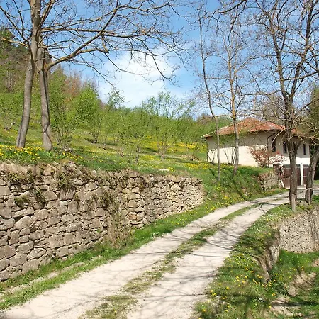 La Collina Degli Scoiattoli Séjour à la ferme Cravanzana