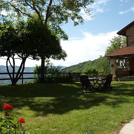 Alloggio per agriturismo La Collina Degli Scoiattoli *