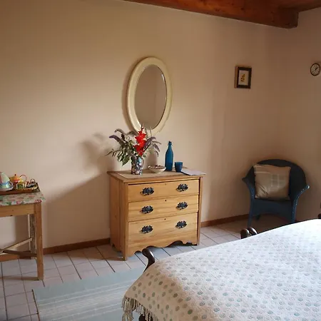 La Collina Degli Scoiattoli Farm stay *